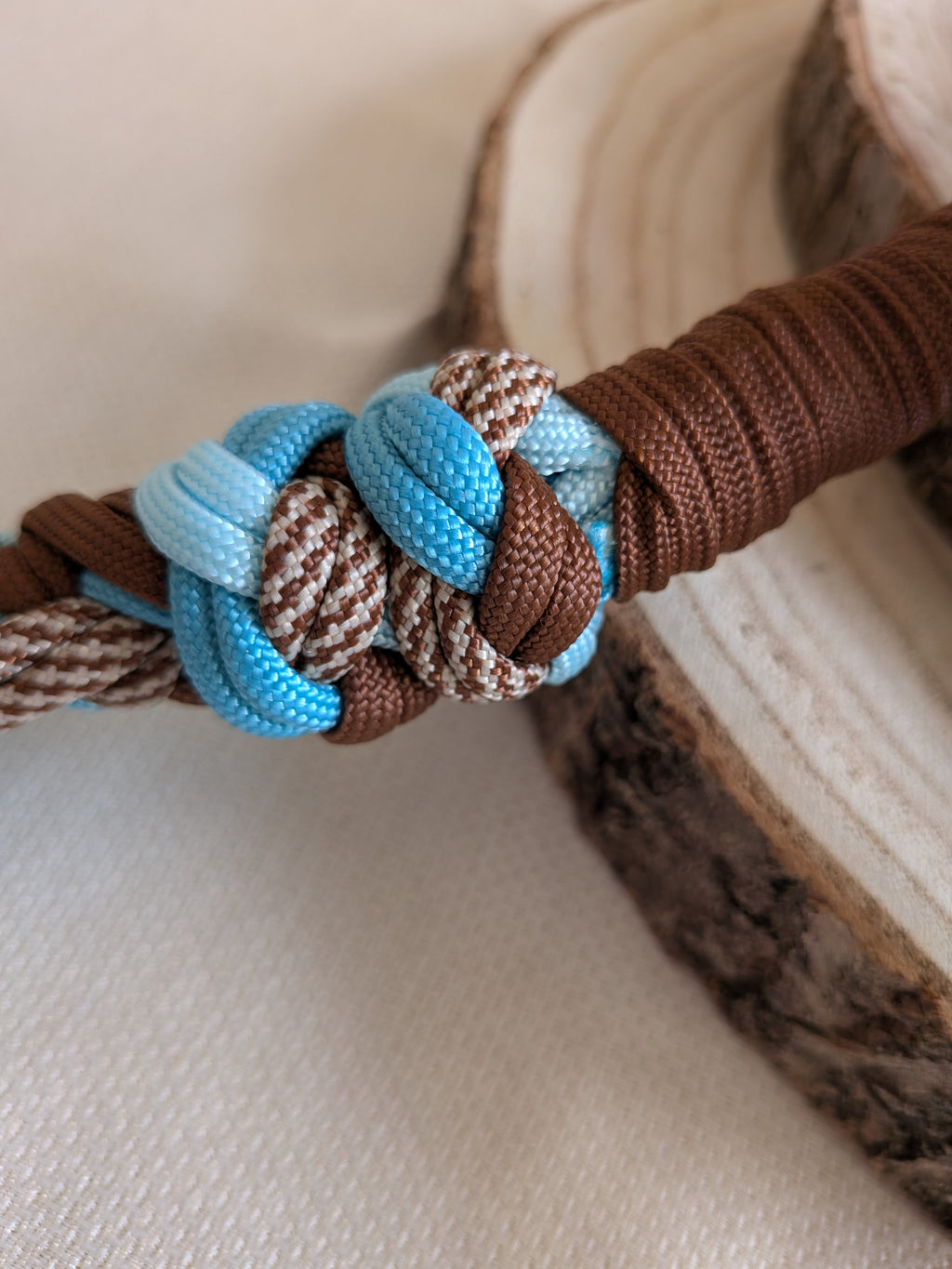 Guinzaglio in paracord 8 fili tondo