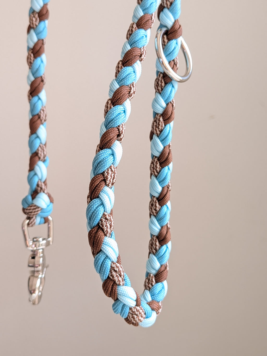 Guinzaglio in paracord 8 fili tondo