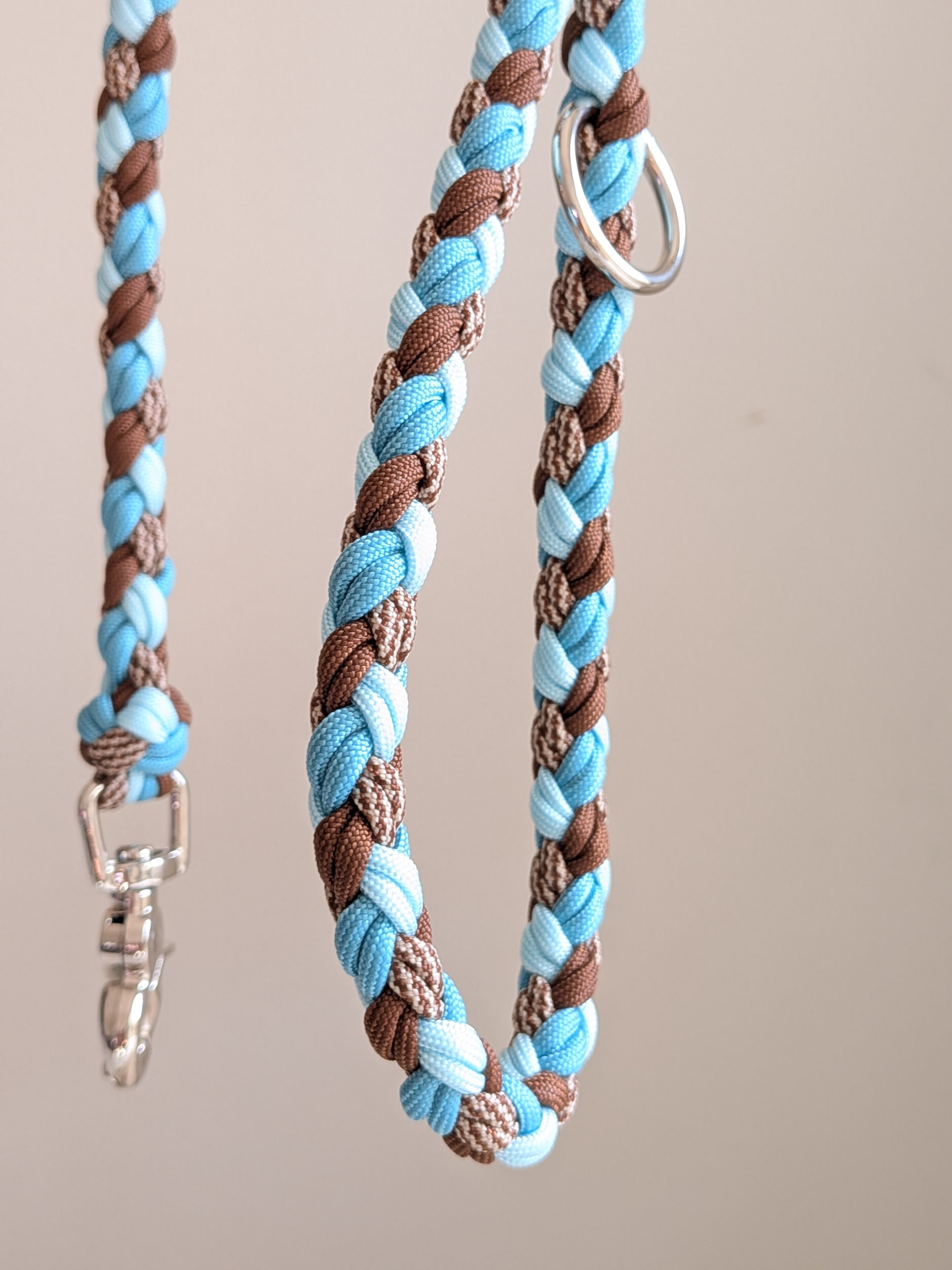 Guinzaglio in paracord 8 fili tondo